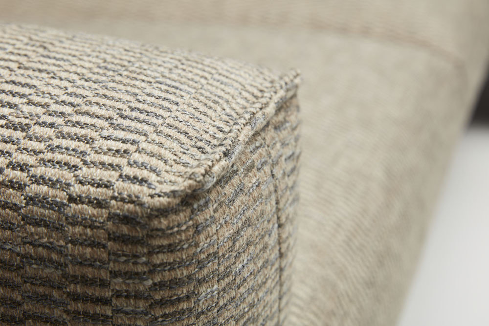 kanapa z funkcją spania - kolekcja tapicerowanych mebli z gniazdem ładowarki usb - Aston